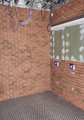 Pokládka keramických obkladů typu Klinker v zónách s vysokou zátěží